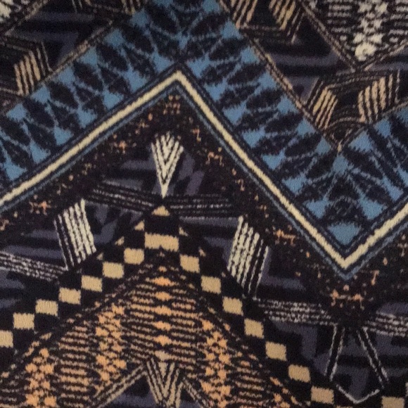 Cute romper with over skirt. - Picture 13 of 15